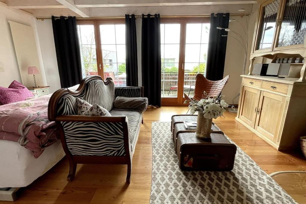 Platz Zum Wohlfuehlen „Cook&Chill“ Apartamento Ermatingen Exterior foto